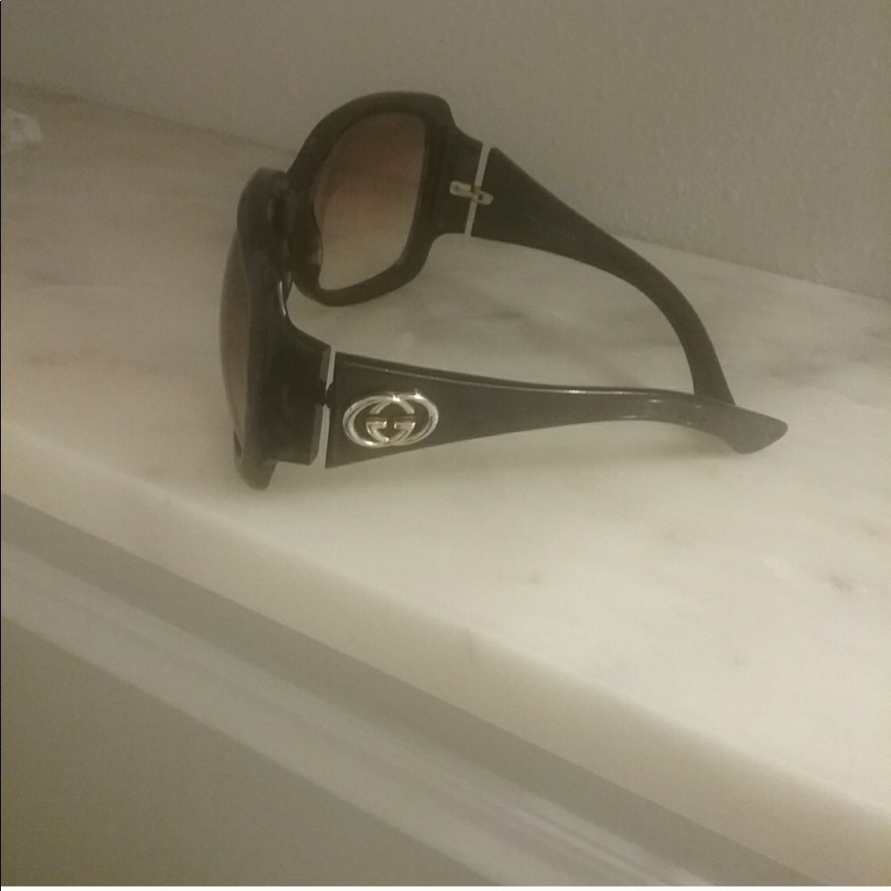 Authentic Gucci glasses - Picture 2 of 3